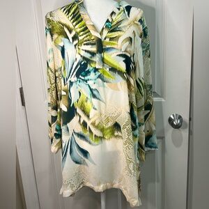 Chico’s NWT Casual Korta tropical snake print tunic or beach coverup. Chicos 2
